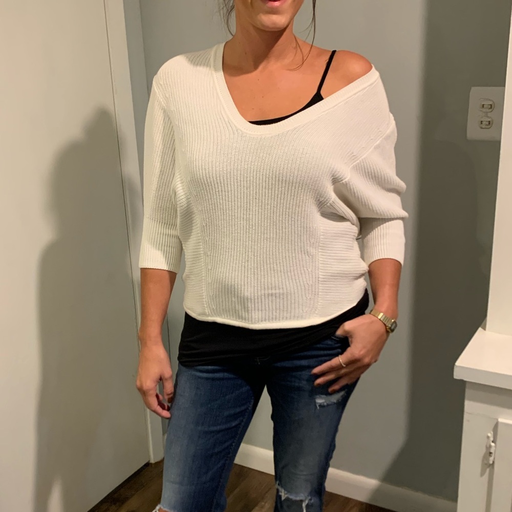 White Express V neck oversized sweater!!